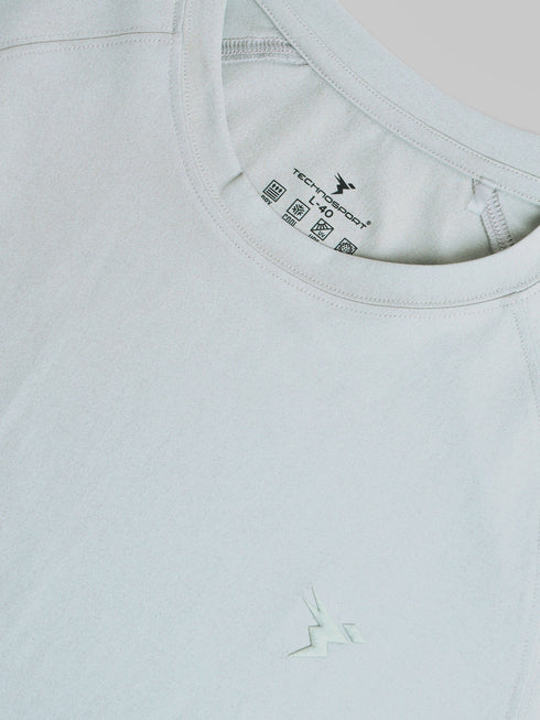 Men Solid Slim Fit Round Neck T-shirt with COTFLEX