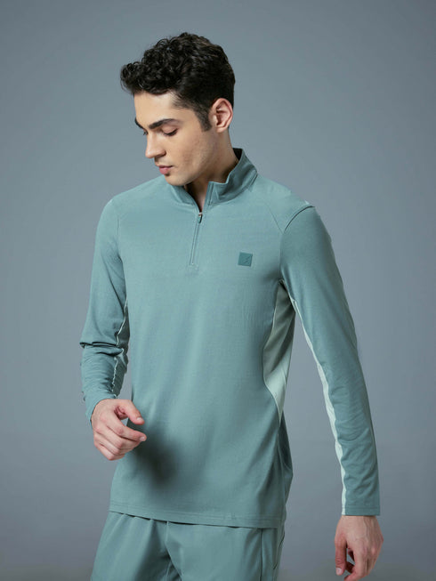 Men Colorblock Slim Fit Mock Neck Sports T-shirt with COTFLEX