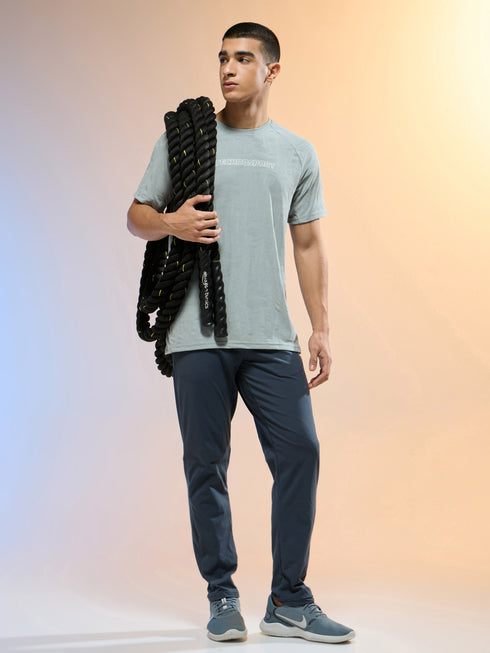Men Jacquard Slim Fit Round Neck Sports T-shirt with MATPIQ