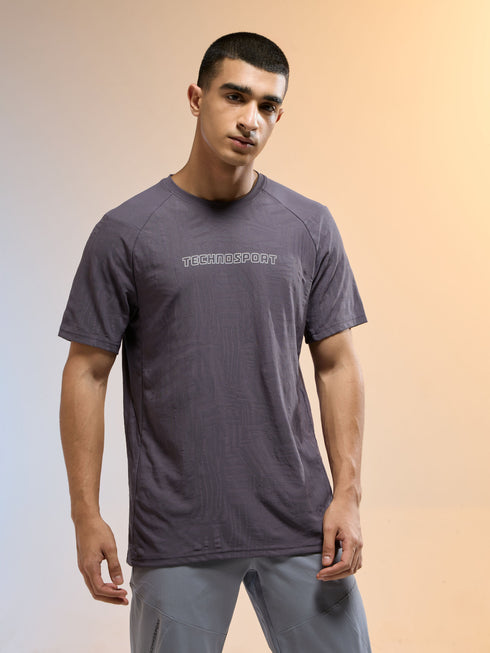 Men Jacquard Slim Fit Round Neck Sports T-shirt with MATPIQ