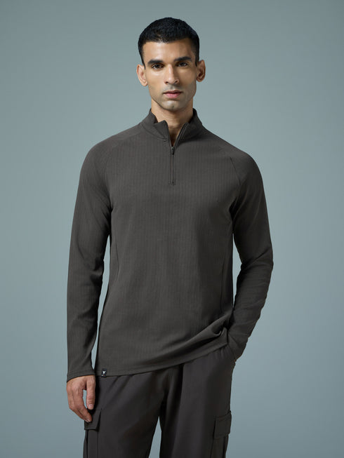 Men Solid Slim Fit Mock Neck Sports T-shirt with ELASTO PLUS