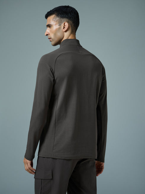 Men Solid Slim Fit Mock Neck Sports T-shirt with ELASTO PLUS