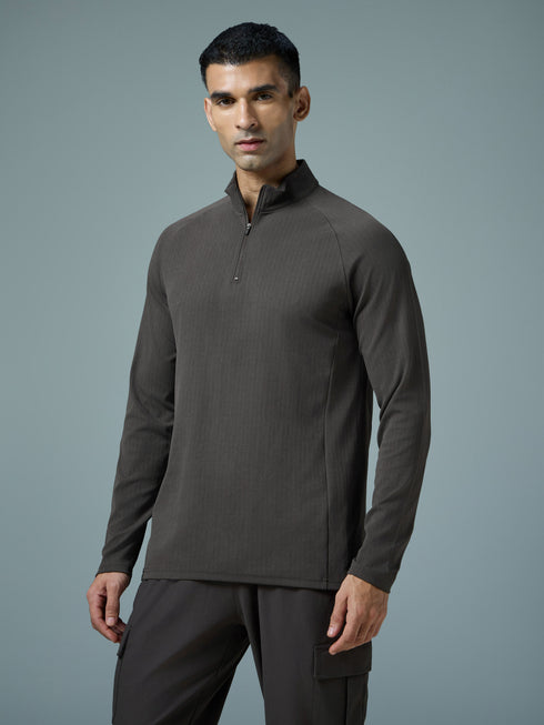 Men Solid Slim Fit Mock Neck Sports T-shirt with ELASTO PLUS