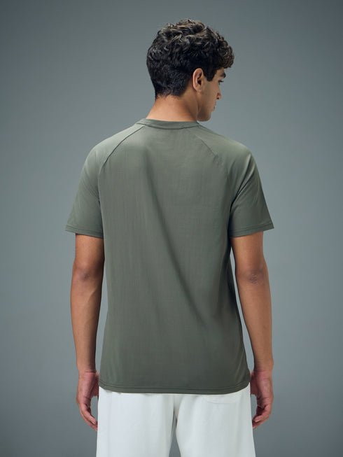Men Typography Printed Slim Fit Round Neck Sports T-shirt with COTFLEX