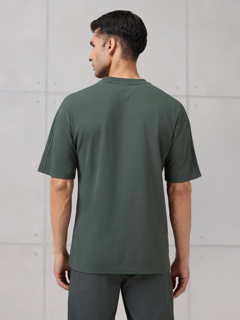Men Round Neck Self Design Active Out Regular Fit T-Shirt with ELASTOPLUS