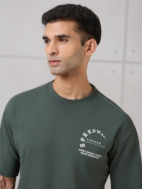 Men Round Neck Self Design Active Out Regular Fit T-Shirt with ELASTOPLUS