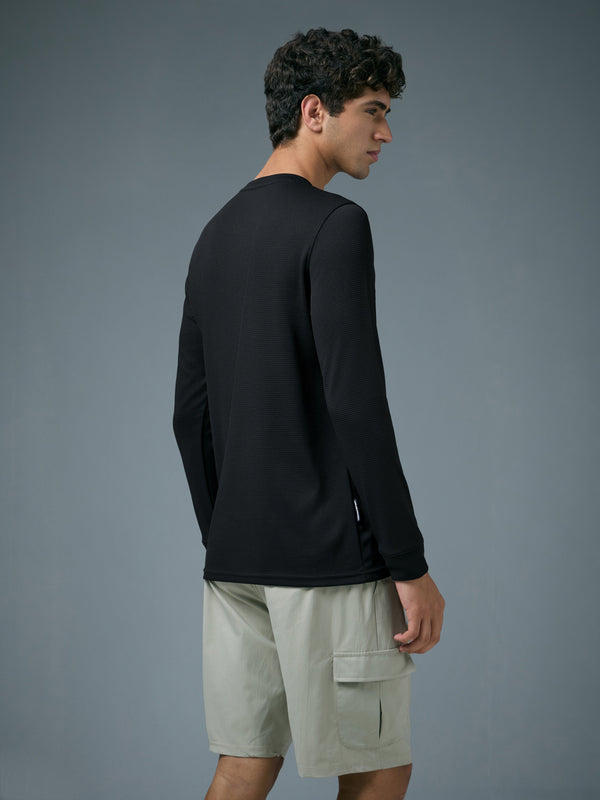 Men Self Design Slim Fit Henley Neck Sports T-Shirt with TECHNOCOOL+