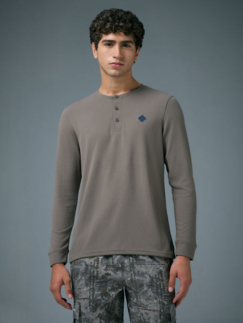 Men Self Design Slim Fit Henley Neck Sports T-Shirt with TECHNOCOOL+
