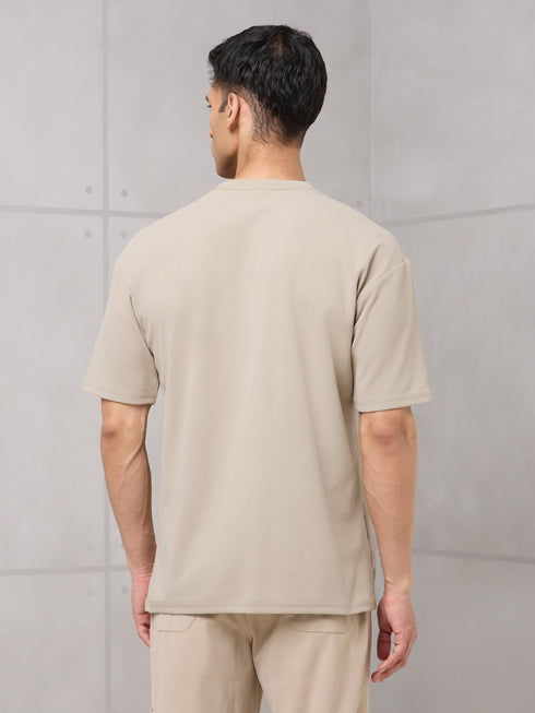 Men Round Neck Typography Printed Active Out Slim Fit T-Shirt with ELASTOPLUS