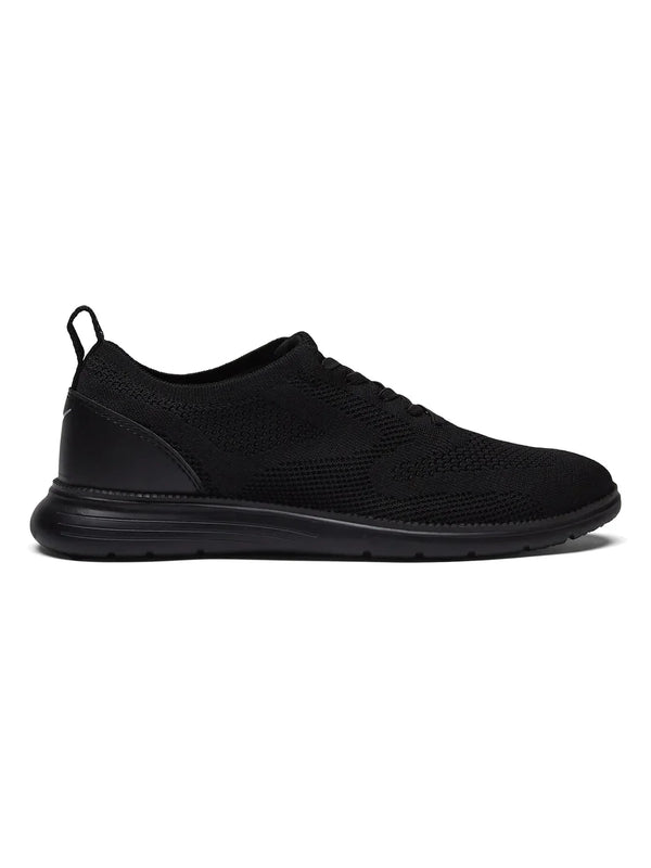 PLUNGE Black Men's Walking Shoes