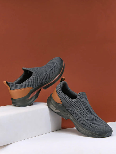 REASON Grey Men's Walking Shoes