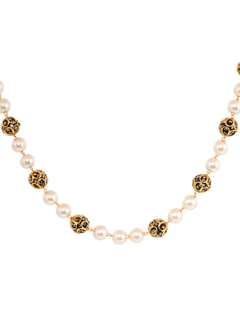 Gold Toned Pearls Beaded Jewellery Set Matching Earrings