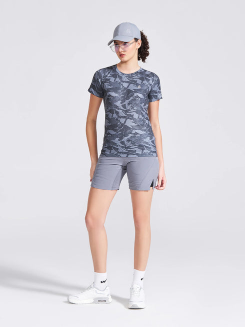 Women's Black Printed Round Neck T-Shirt
