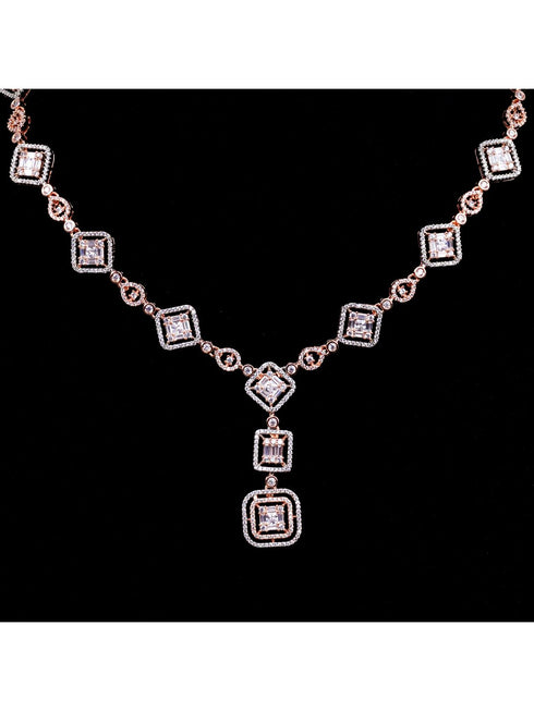 Minimal light weignt diamond necklace set earrings