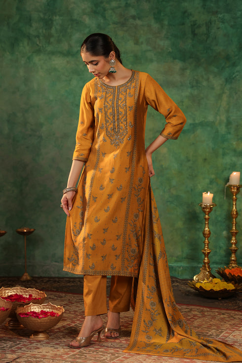 Floral Printed Kurta With Trousers & Dupatta