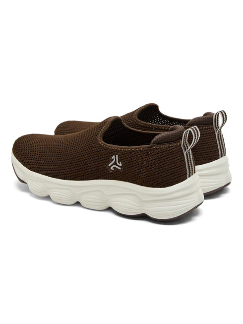 STRIVE Brown Men's Walking Shoes