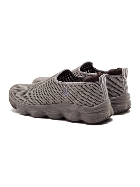 STRIVE Brown Men's Walking Shoes