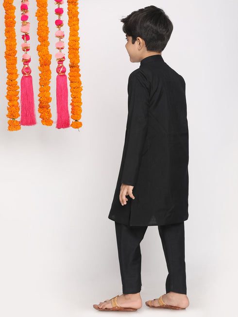 Boy's Black Kurta With Pyjama