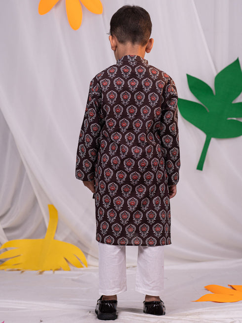 Boy's' Brown Printed Kurta Pyjama Set
