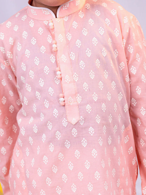Boy's' Pink And White Kurta Pyjama Set