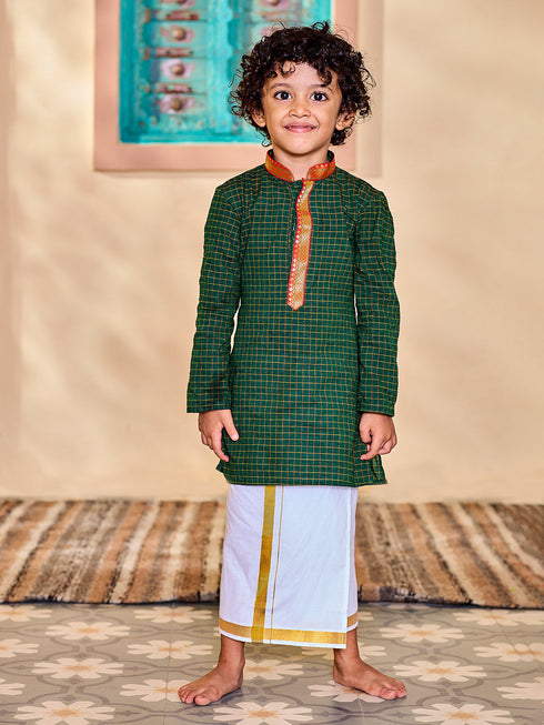 Infant Boy's' Green And White Cotton Blend Kurta And Mundu Set