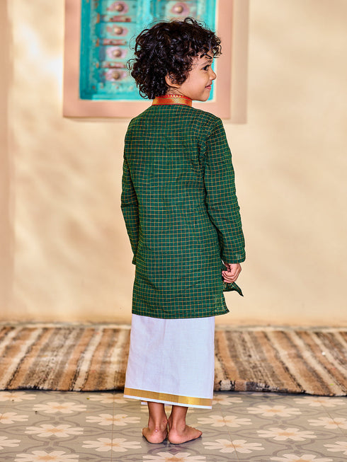 Infant Boy's' Green And White Cotton Blend Kurta And Mundu Set