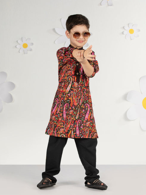 Boy's Black Kurta Pyjama Set With Paisley Print
