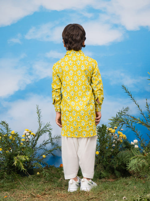 Boy's Mehendi Green Kurta And Pyjama Set