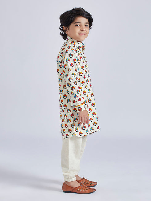 Boy's' Cream Kurta And Pyjama Set