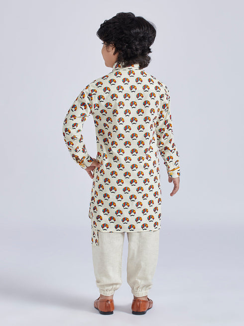 Boy's' Cream Kurta And Pyjama Set