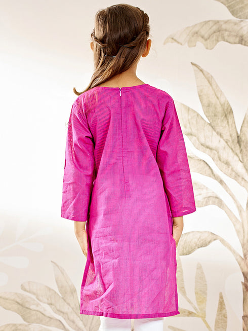 Girl's Purple Cotton Kurta With Thread Embroidery