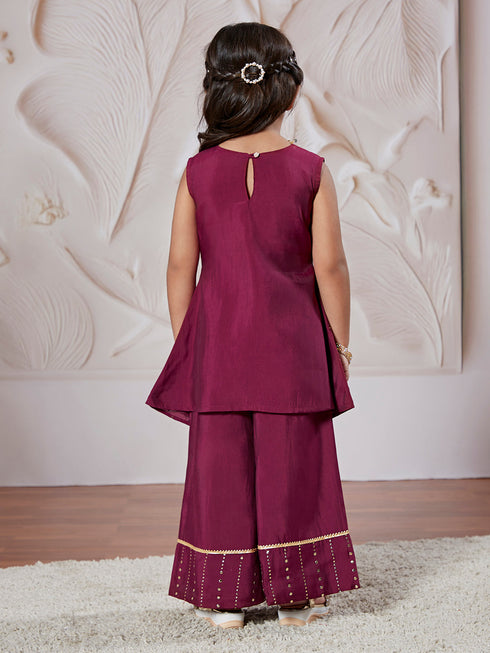 Girl's' Wine Kurta Set With Dupatta