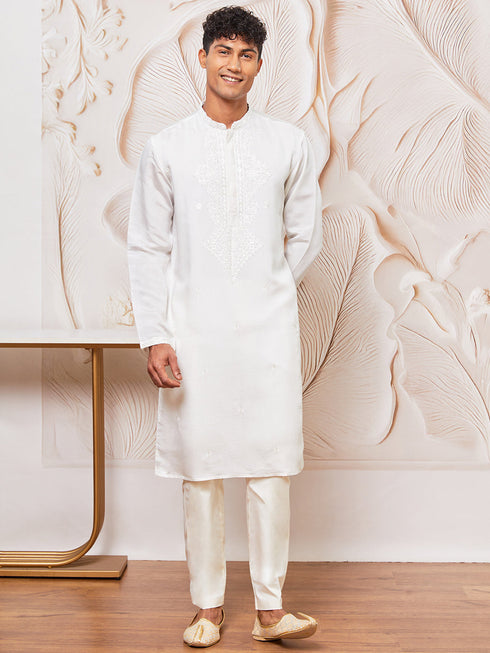 Men's White Silk Blend Kurta And Pyjama Set