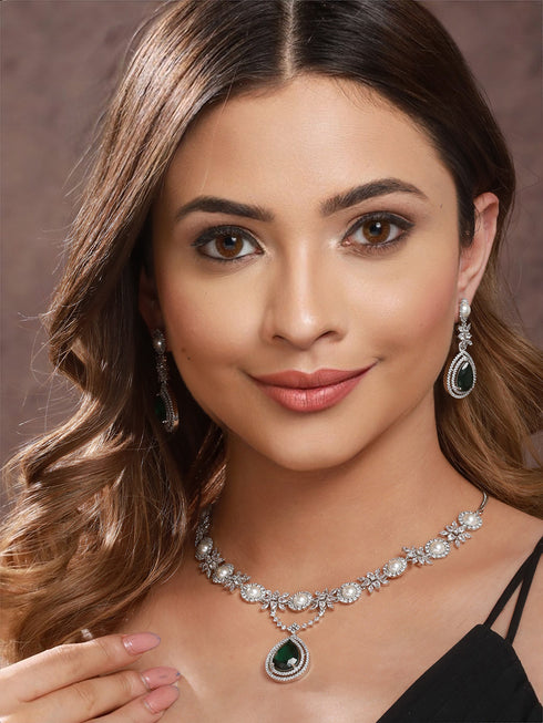 Silver Plated Green CZ & Pearl Studded Necklace Jewellery Set