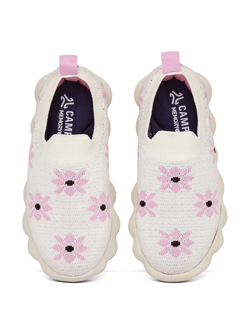 VELTO K White Kids Walking Shoes
