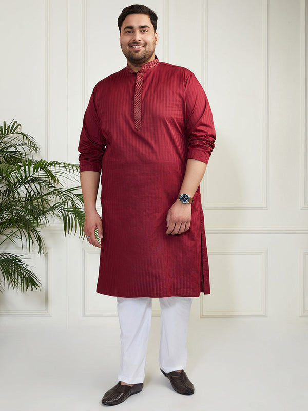 Plus Men's Maroon And White Cotton Blend Kurta Pyjama Set