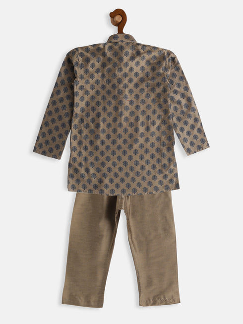 Boy's Chiku Cotton Blend Kurta Pyjama Set