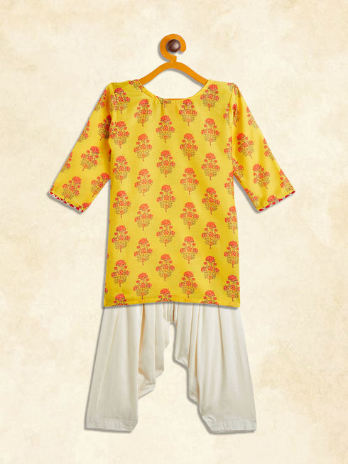 Sishu Girl's Orange-Base-Printed Cotton Blend Kurta Patiyala Set