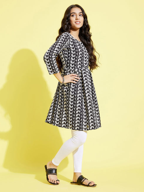 Girl's Black Pure Cotton Chikankari Kurta With Leggings Set