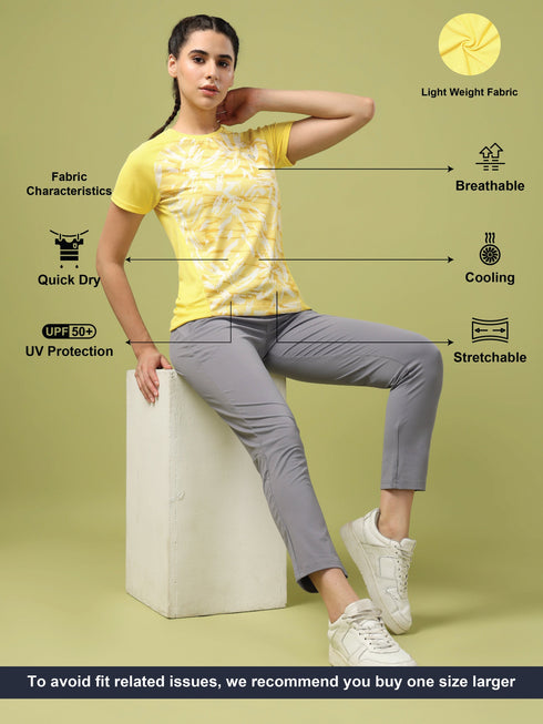 Women Abstract Print Slim Fit Crew Neck T-shirt with TECHNO COOL+