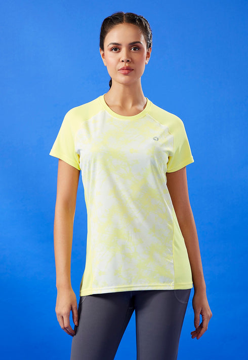 Women Abstract Print Slim Fit Crew Neck T-shirt with TECHNO COOL+
