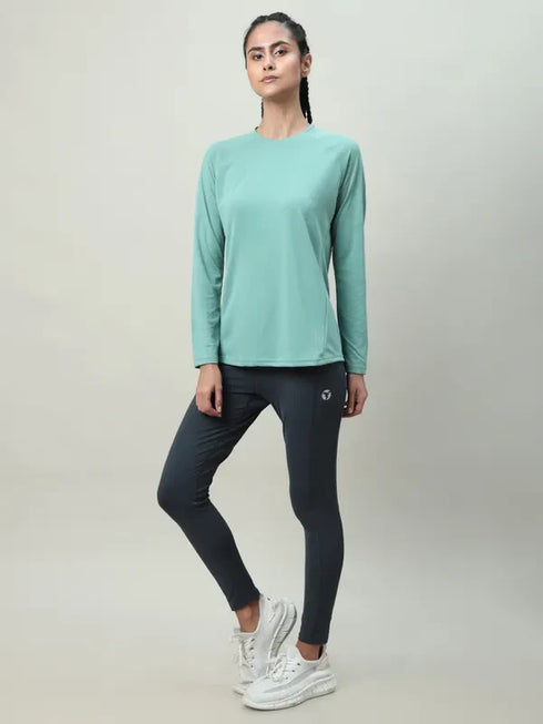 Women Solid Slim Fit Crew Neck T-shirt with TECHNO COOL+