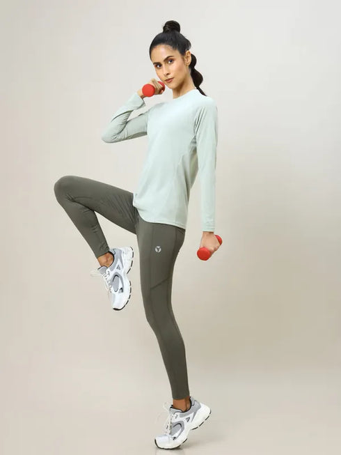 Women Solid Slim Fit Crew Neck T-shirt with TECHNO COOL+