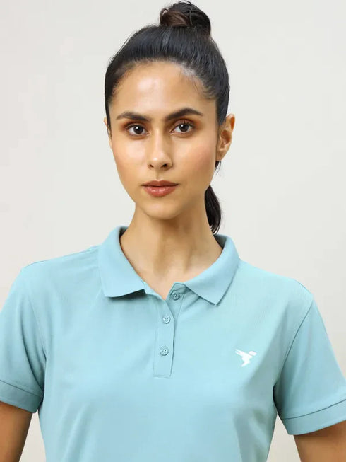 Women Solid Slim Fit Polo T-shirt with MATPIQ