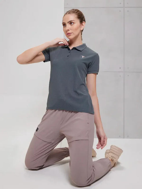 Women Solid Slim Fit Polo T-shirt with MATPIQ