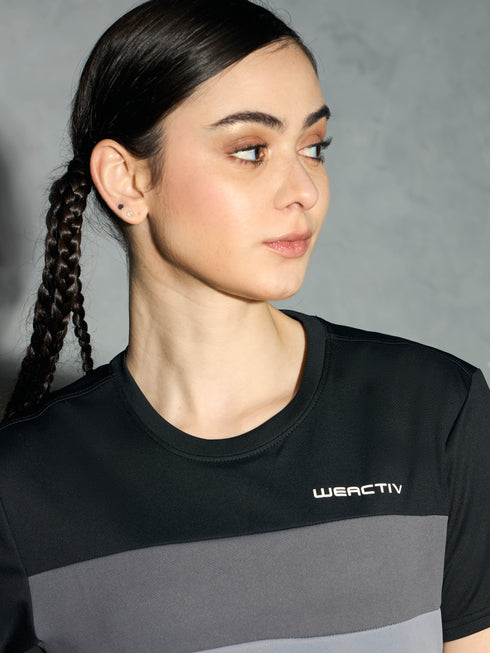 Women Colorblock Slim Fit Round Neck Sports T-shirt with TECHNOCOOL+
