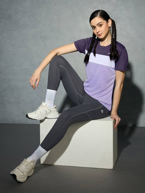 Women Colorblock Slim Fit Round Neck Sports T-shirt with TECHNOCOOL+
