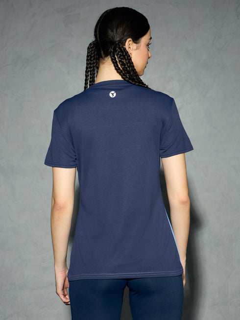 Women Colorblock Slim Fit Round Neck Sports T-shirt with TECHNOCOOL+