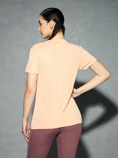 Women Colorblock Slim Fit Round Neck Sports T-shirt with TECHNOCOOL+