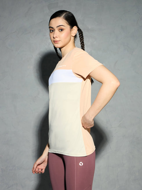 Women Colorblock Slim Fit Round Neck Sports T-shirt with TECHNOCOOL+